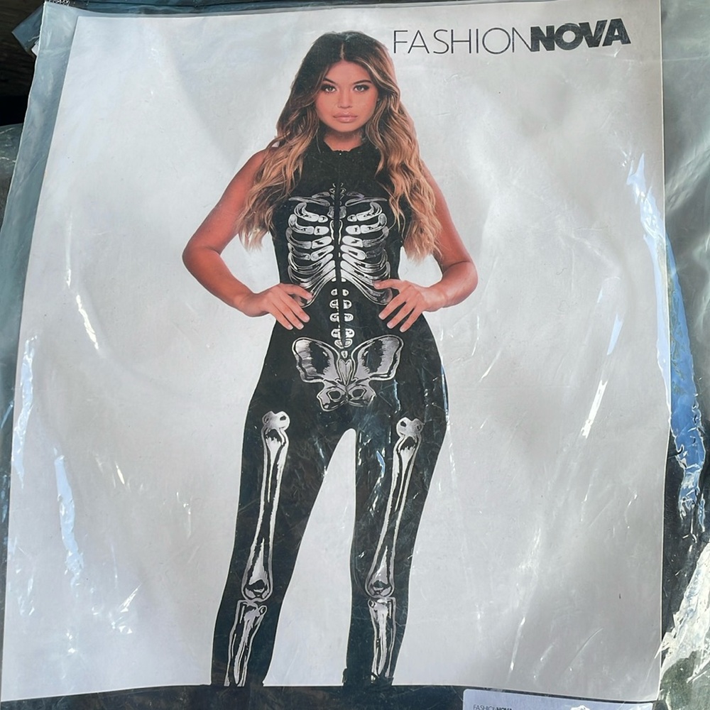 Fashion Nova Sexy Skeleton costume